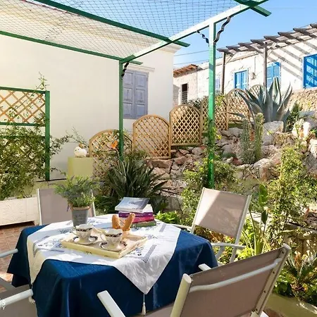 Vakantiehuis Lola Chalki Town